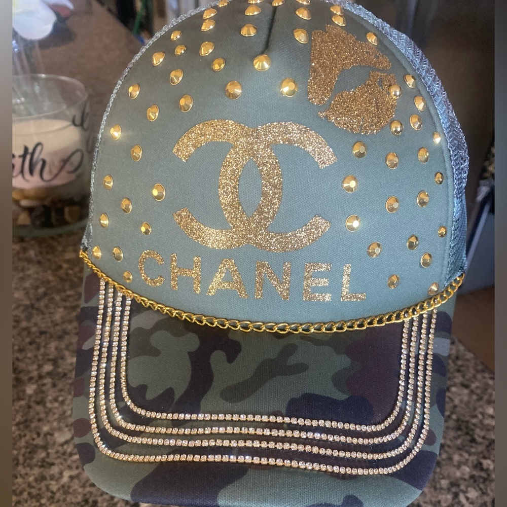 CHANEL Glitter Gold and Camouflage Cap
